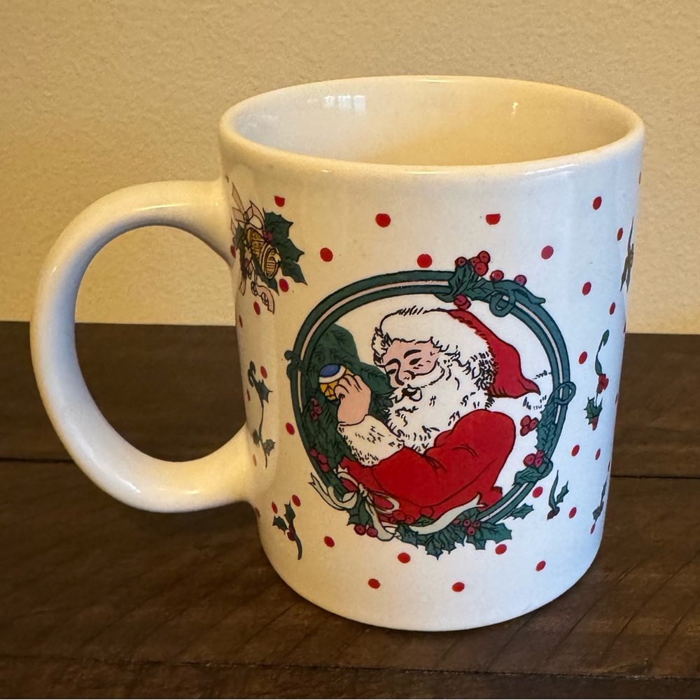 🎄Vintage Santa Claus / Christmas Mug
